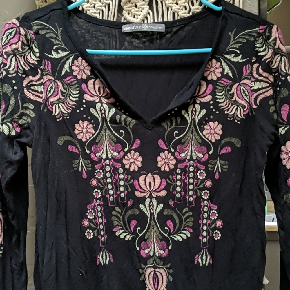Long sleeve floral top